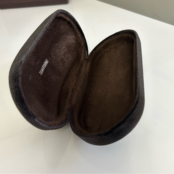 Tom Ford velvet case - Picture 7 of 10